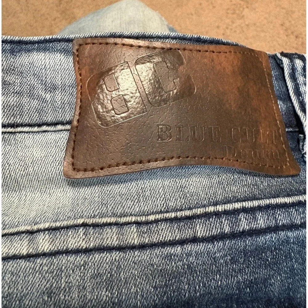 Blue Cult Jeans Men's Size 36 Denim Distressed Mid-Rise tapered Legs Grunge